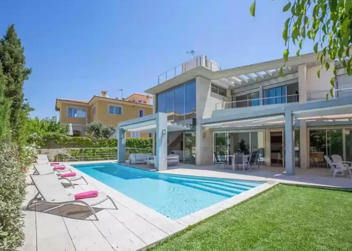 Villa With Private Pool Free Wifi