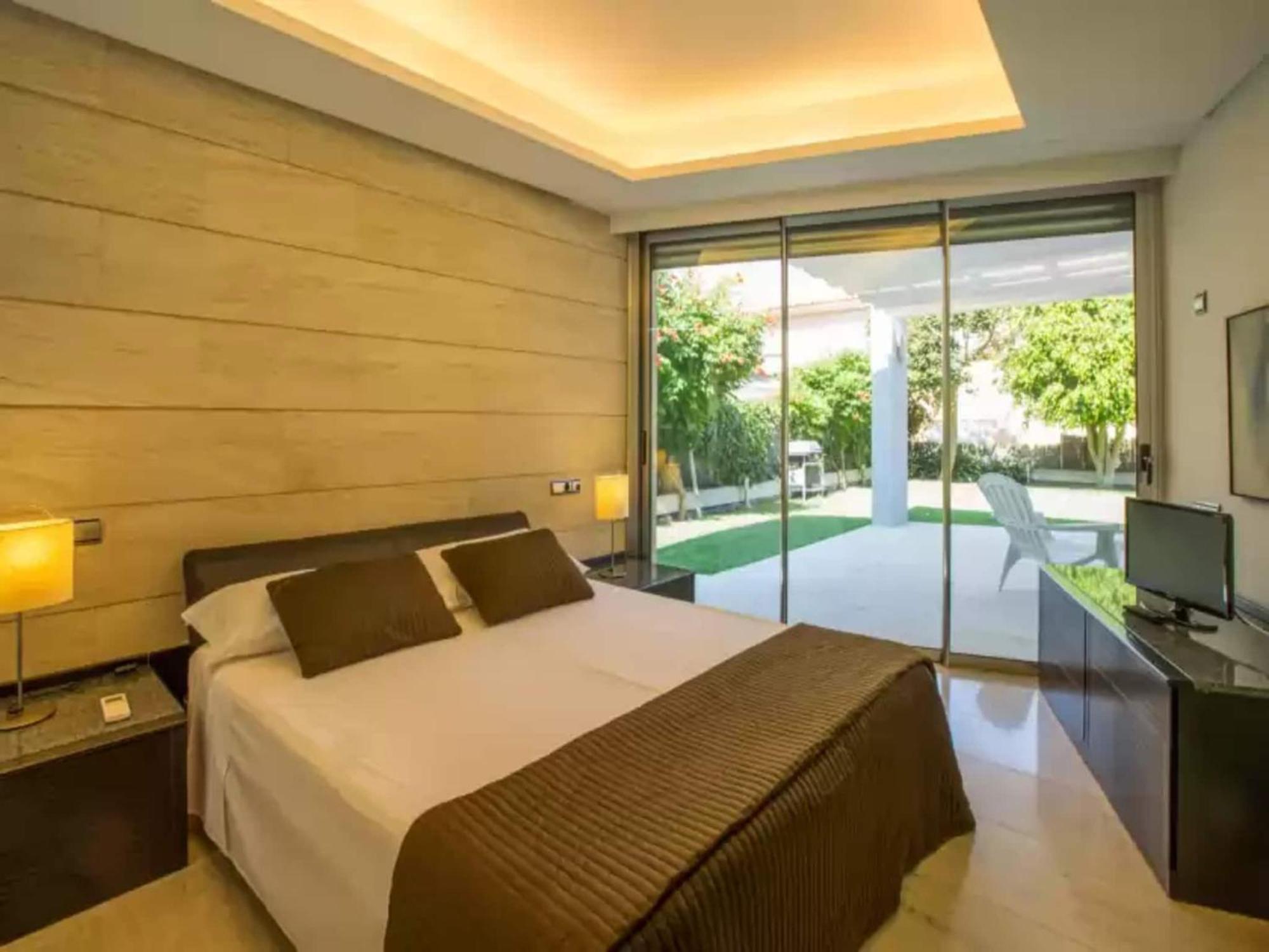 Villa With Private Pool Free Wifi *